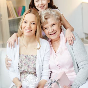 Como administrar a carreira, a família e o cuidado com os pais idosos