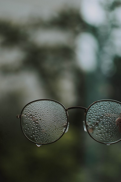 3 dicas de como evitar arranhões dos seus óculos