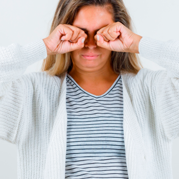 Ceratocone: sintomas podem surgir ao coçar os olhos